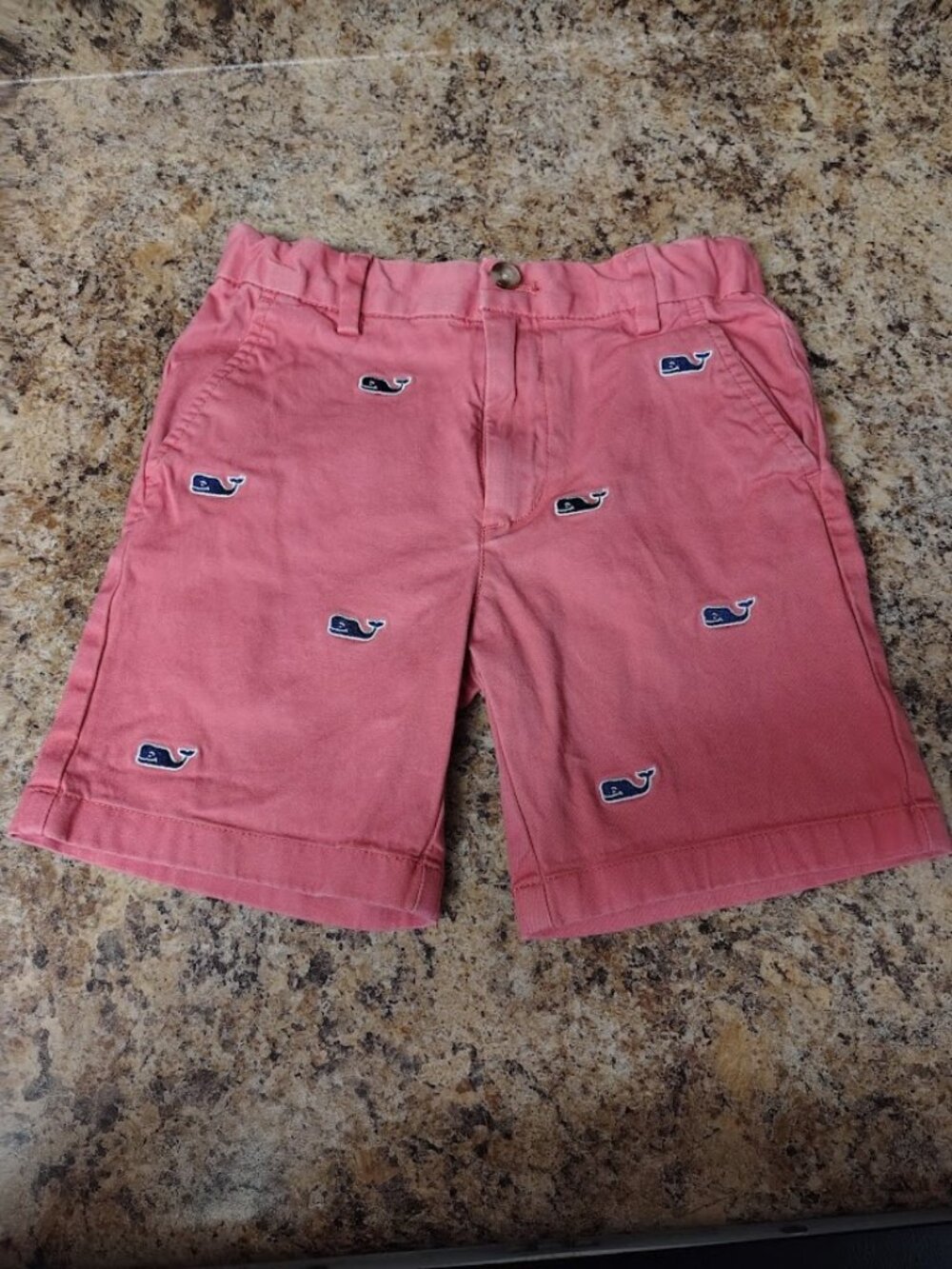 Vineyard Vines shorts